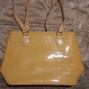Arcadia leather purse